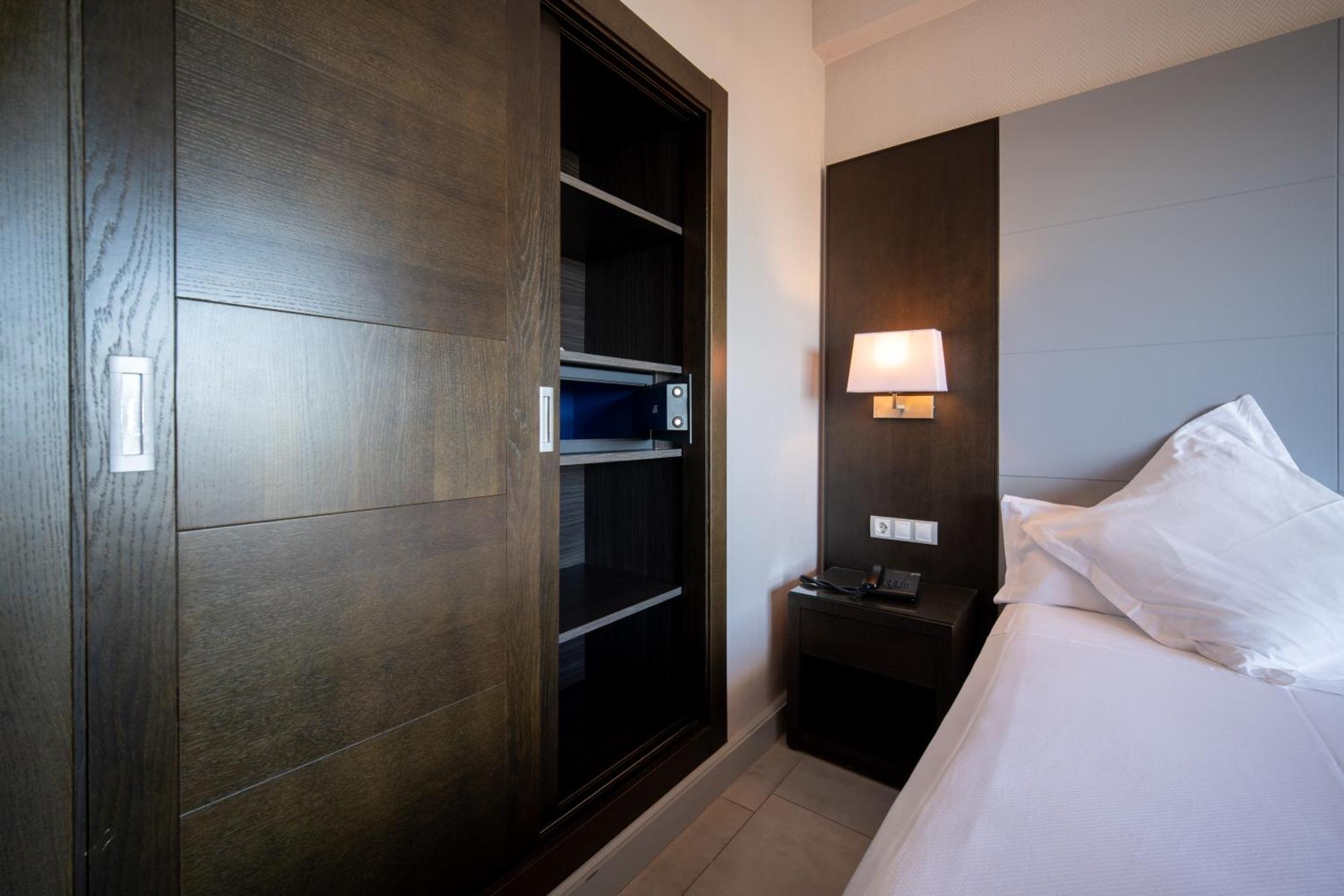 Pato Amarillo Hotel Punta Umbria Exterior photo